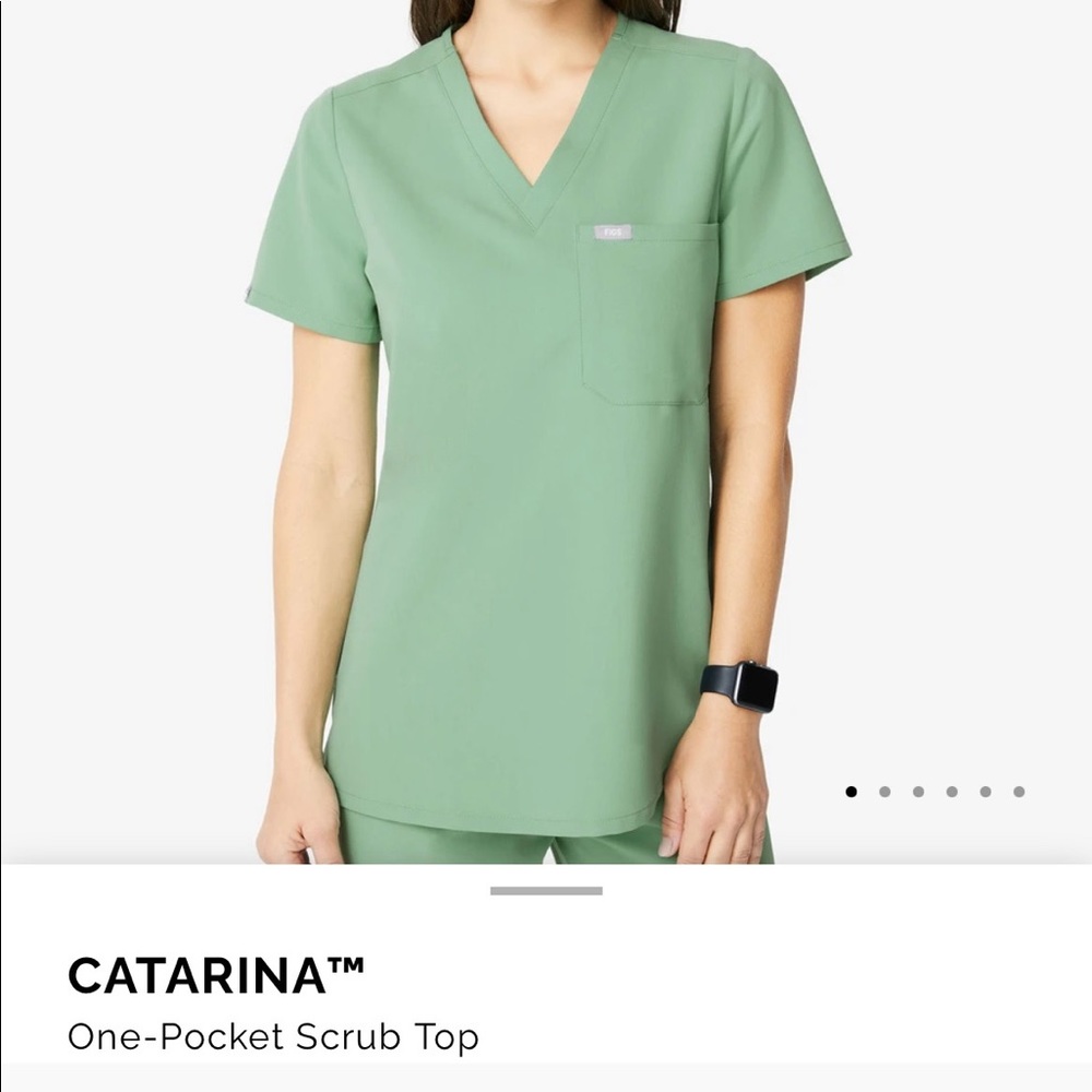 Jade figs scrubs